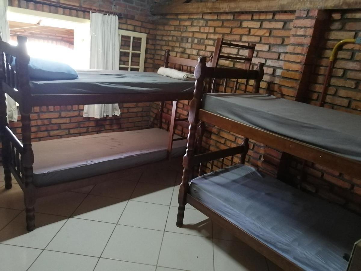 Coqueiros Hostel ฟลอเรียนอโปลิส ภายนอก รูปภาพ