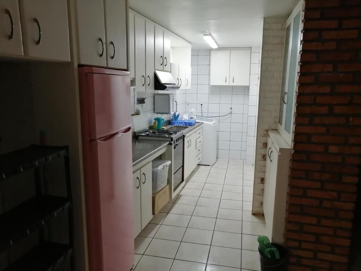 Coqueiros Hostel ฟลอเรียนอโปลิส ภายนอก รูปภาพ