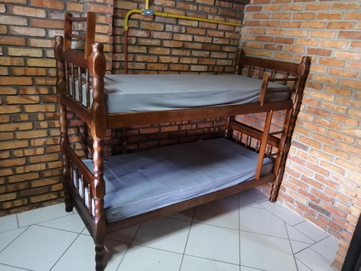Coqueiros Hostel ฟลอเรียนอโปลิส ภายนอก รูปภาพ