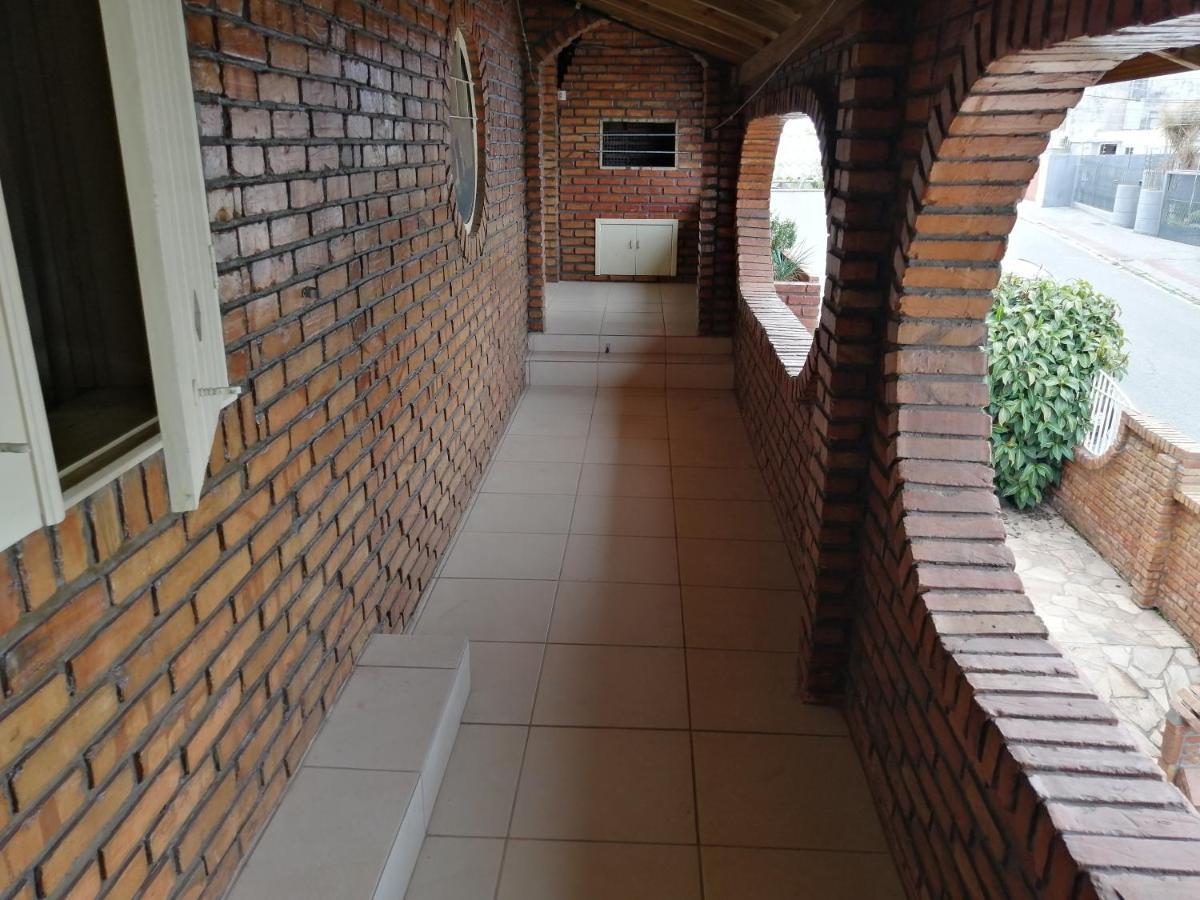 Coqueiros Hostel ฟลอเรียนอโปลิส ภายนอก รูปภาพ