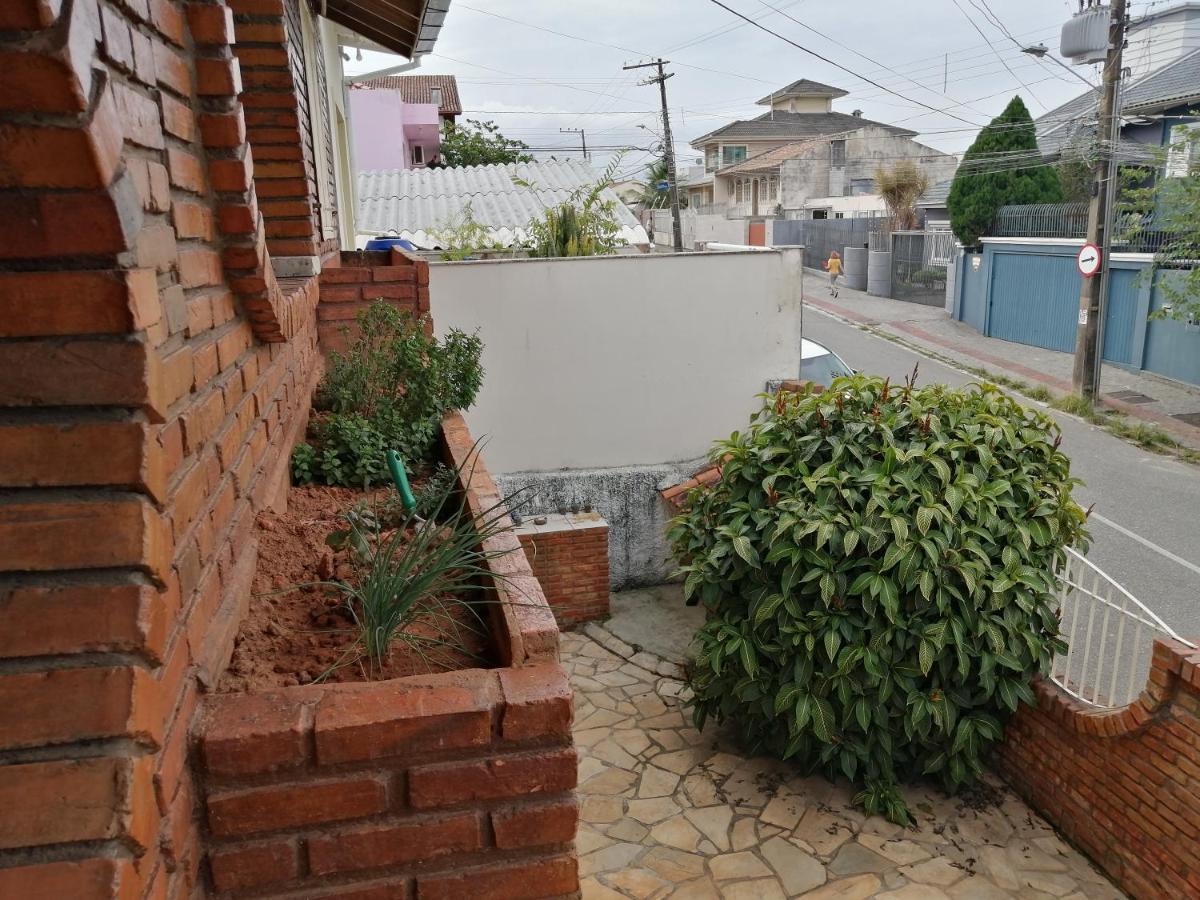 Coqueiros Hostel ฟลอเรียนอโปลิส ภายนอก รูปภาพ