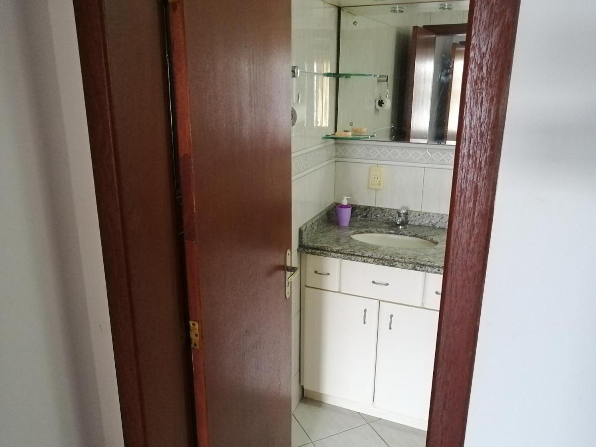 Coqueiros Hostel ฟลอเรียนอโปลิส ภายนอก รูปภาพ